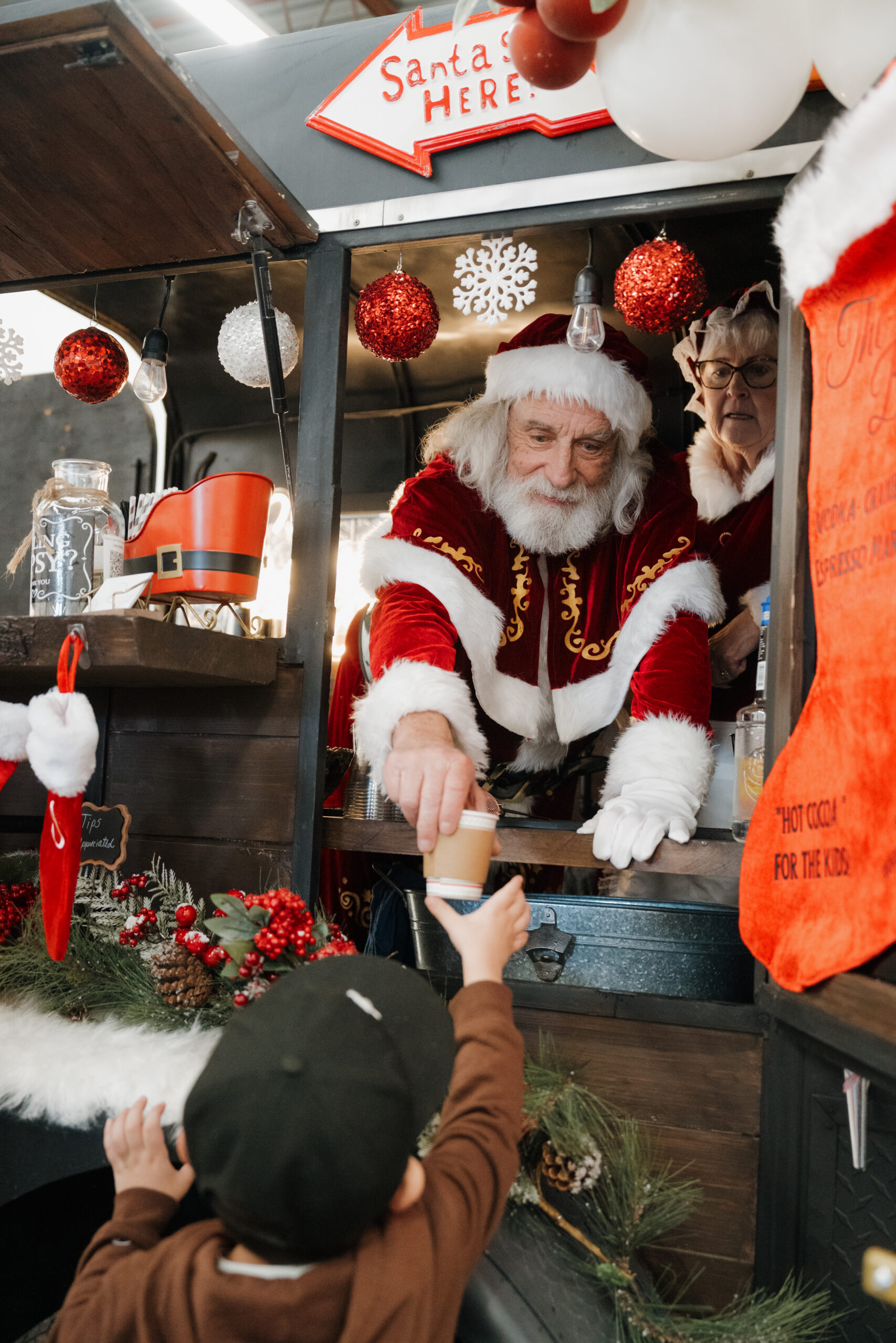 A Season of Gratitude with Savvy Sips, a Mobile Bar in Colorado